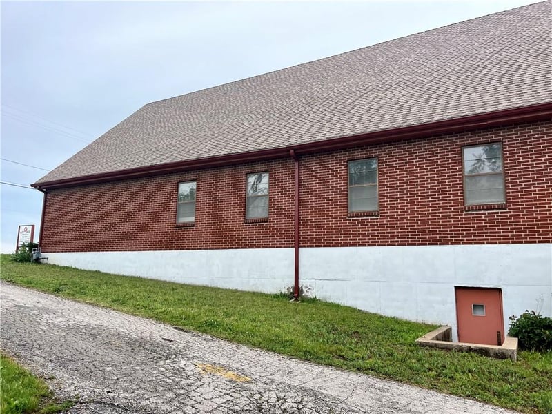 2629 E Blue Ridge Blvd W, Kansas City, MO 64129