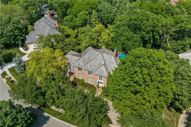 11709 High Dr, Leawood, KS 66211