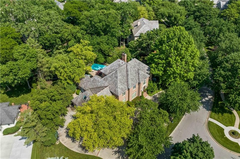 11709 High Dr, Leawood, KS 66211