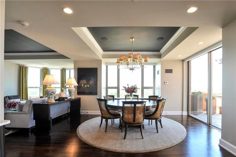4950 Central St #1104, Kansas City, MO 64112