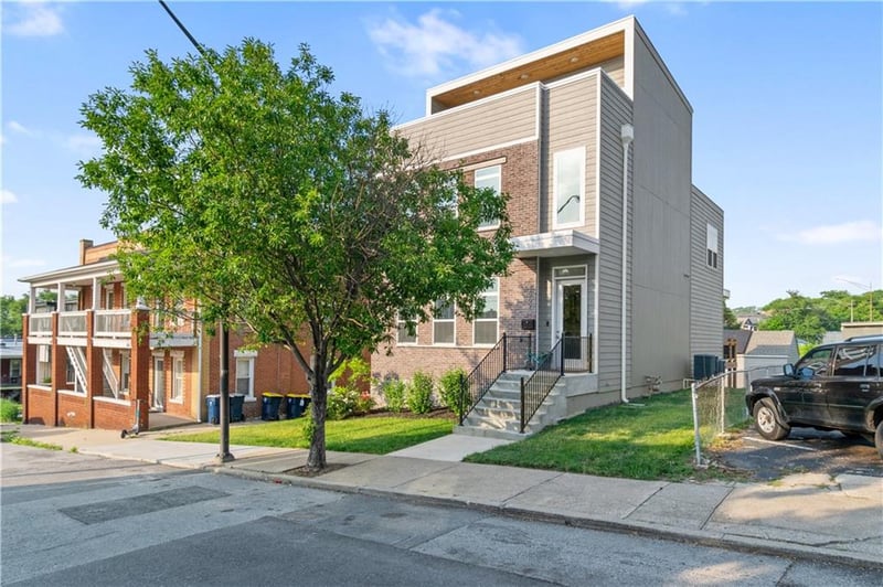 569 Harrison St, Kansas City, MO 64106