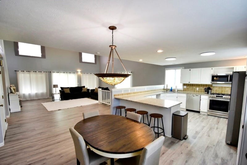 17530 SW County Line Rd, Rose Hill, KS 67133