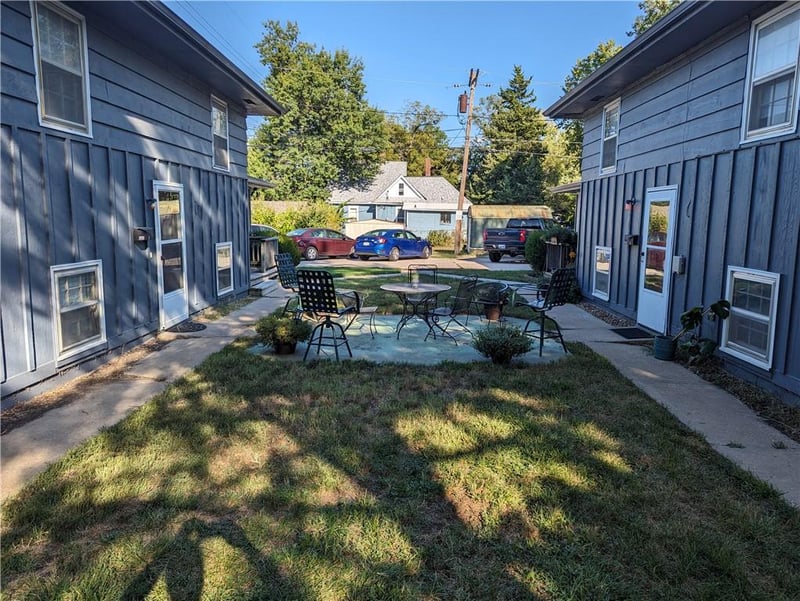 1900-02 Kentucky St, Lawrence, KS 66044