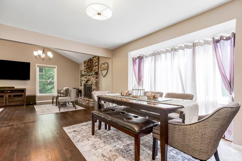 140 Terrace Trl, Lake Quivira, KS 66217