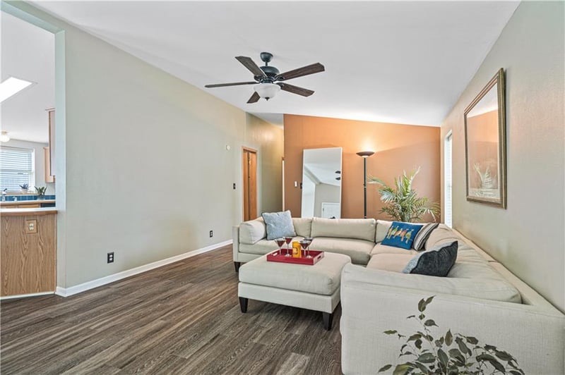 7912 NW 122nd St, Kansas City, MO 64163