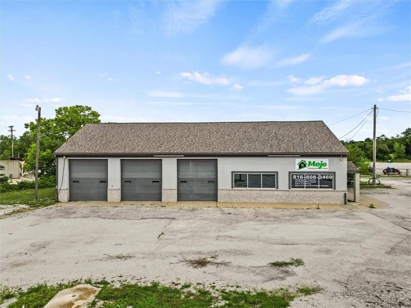 1900 Us 69 Hw, Excelsior Springs, MO 64024