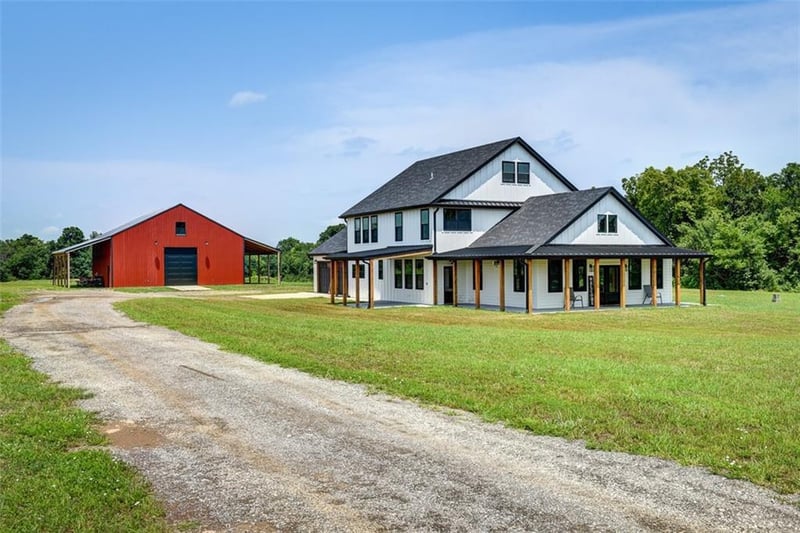 110 S Powell Rd, Independence, MO 64056