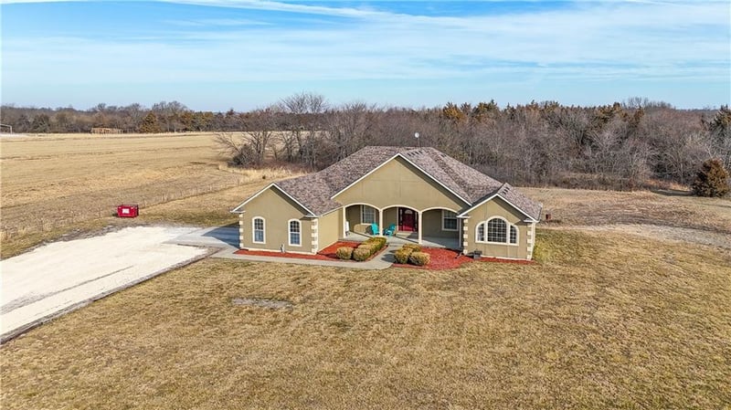 19809 Mather Rd, Sedalia, MO 65301