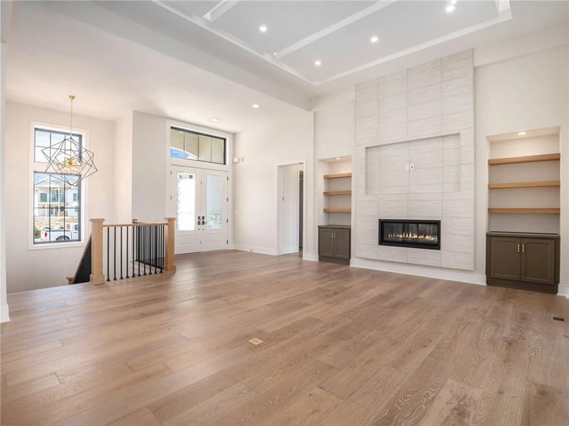 10143 N Kansas Ct, Kansas City, MO 64155