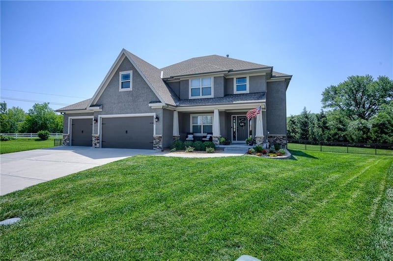 9539 Courtney Ave, Kansas City, MO 64138