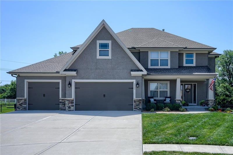 9539 Courtney Ave, Kansas City, MO 64138