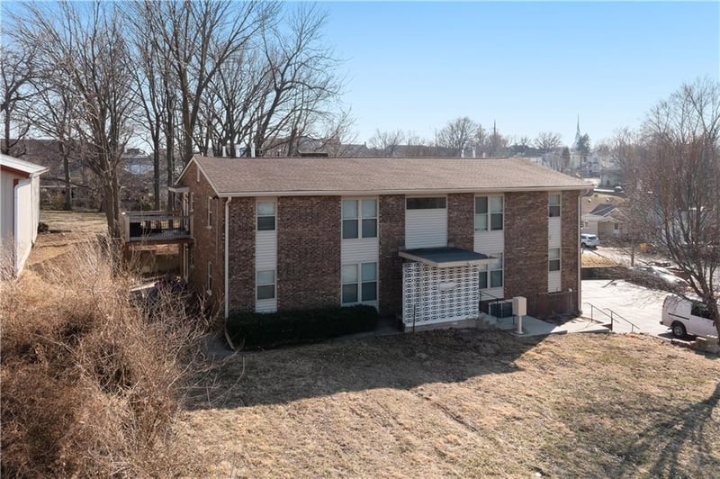525 N Osage St, Independence, MO 64050