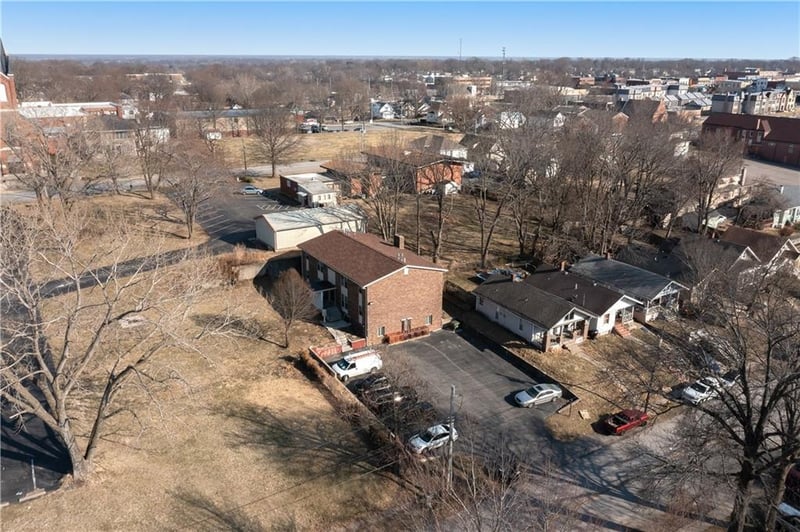 525 Osage St, Independence, MO 64050