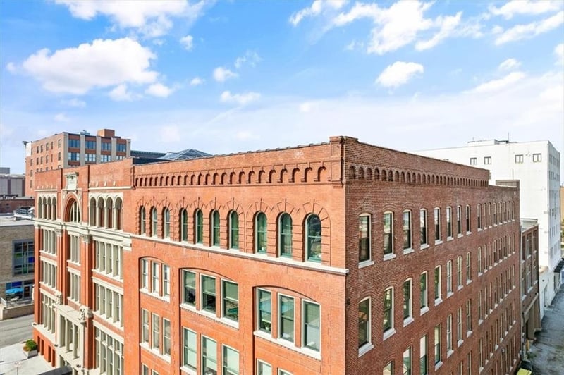 612 Central St #505, Kansas City, MO 64105