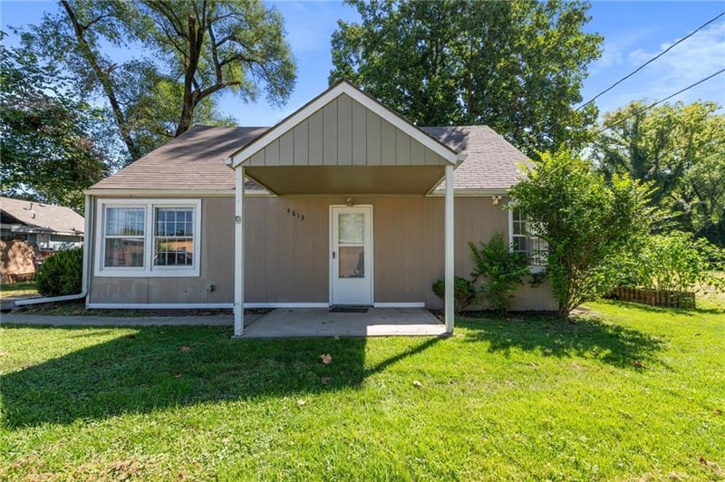4613 NW Klamm Rd NW, Riverside, MO 64150