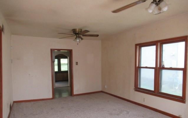 207 N 4th St, Edwardsville, KS 66111