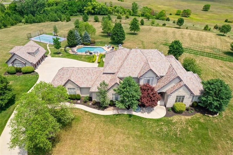 18023 Melrose Dr, Overland Park, KS 66013