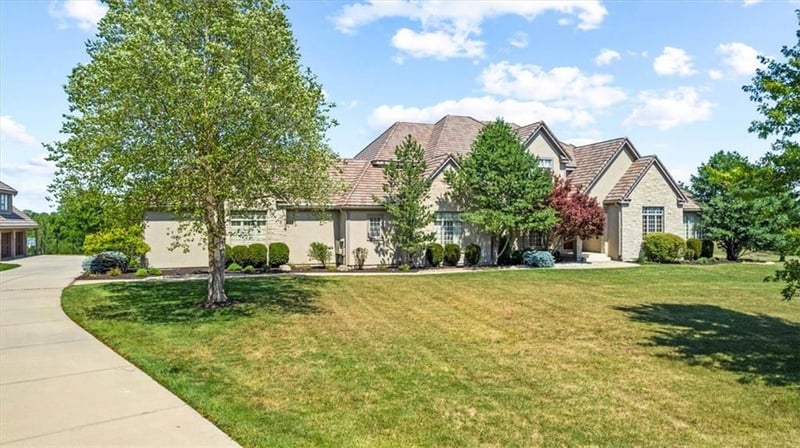18023 Melrose Dr, Overland Park, KS 66013