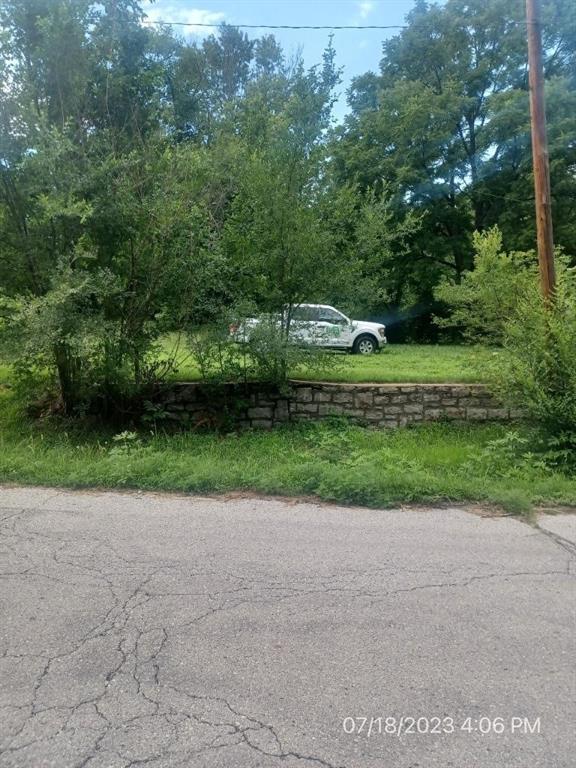 10300 E Norledge Ave, Independence, MO 64053