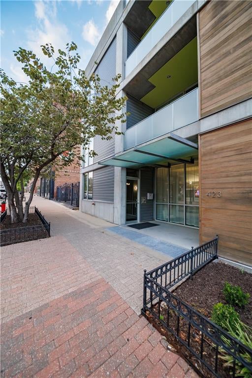 423 Delaware St #305, Kansas City, MO 64105