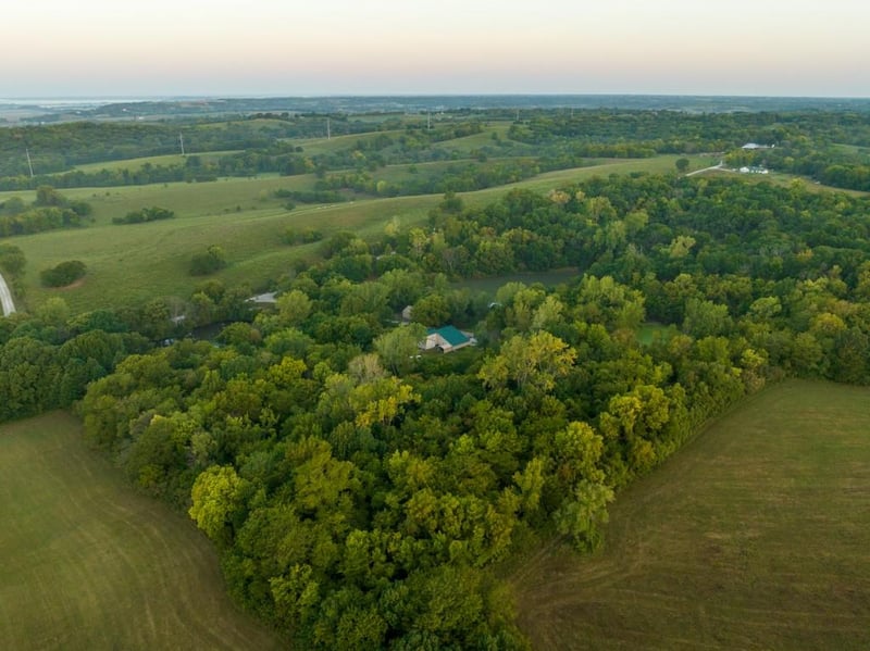 7149 Triple Springs Rd, Camden, MO 64017