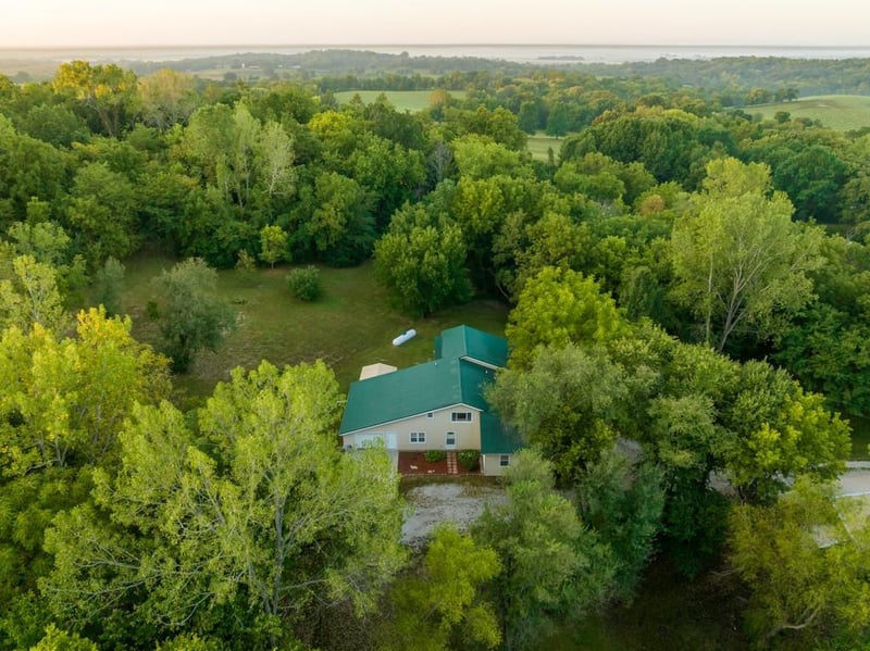 7149 Triple Springs Rd, Camden, MO 64017