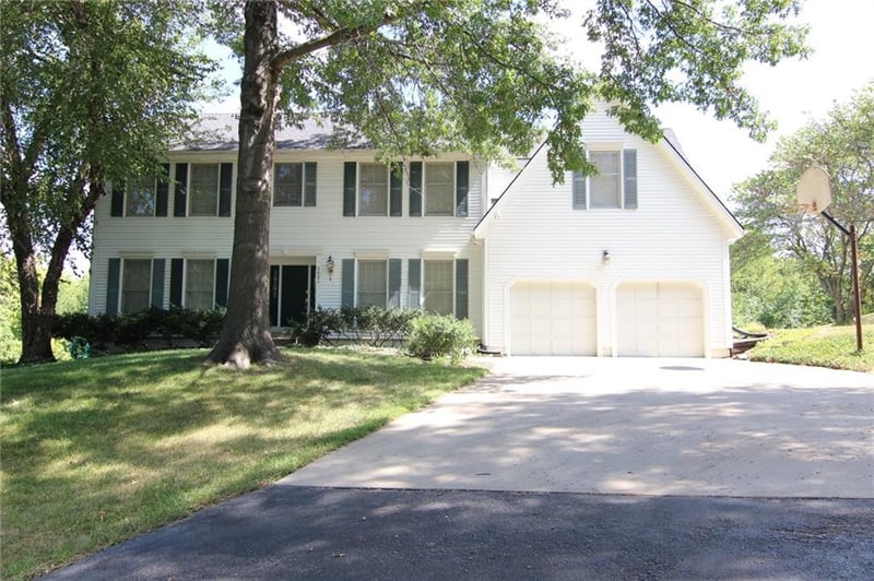 3031 S 63rd St, Kansas City, KS 66106
