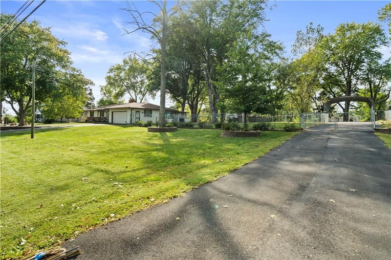 4954 Logan Ave, Kansas City, MO 64136