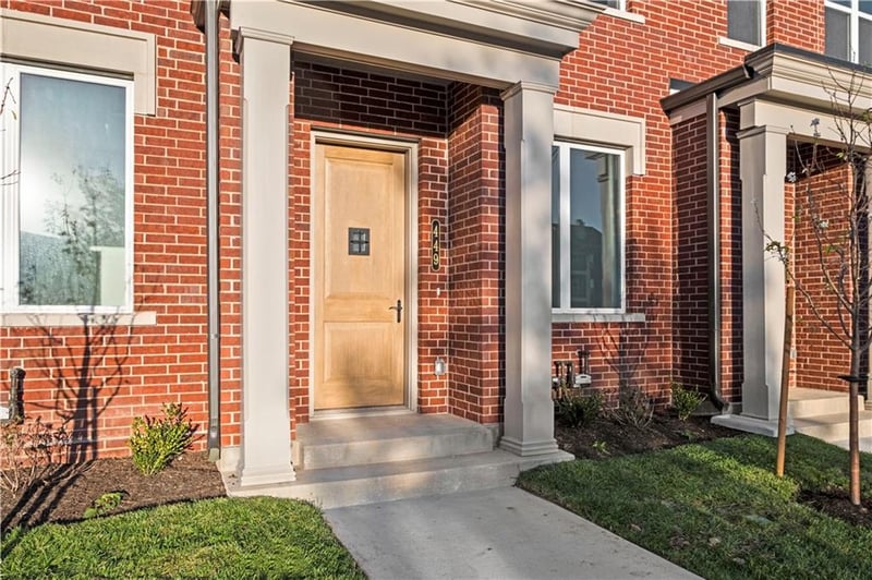 449 Longview Blvd, Lee's Summit, MO 64081