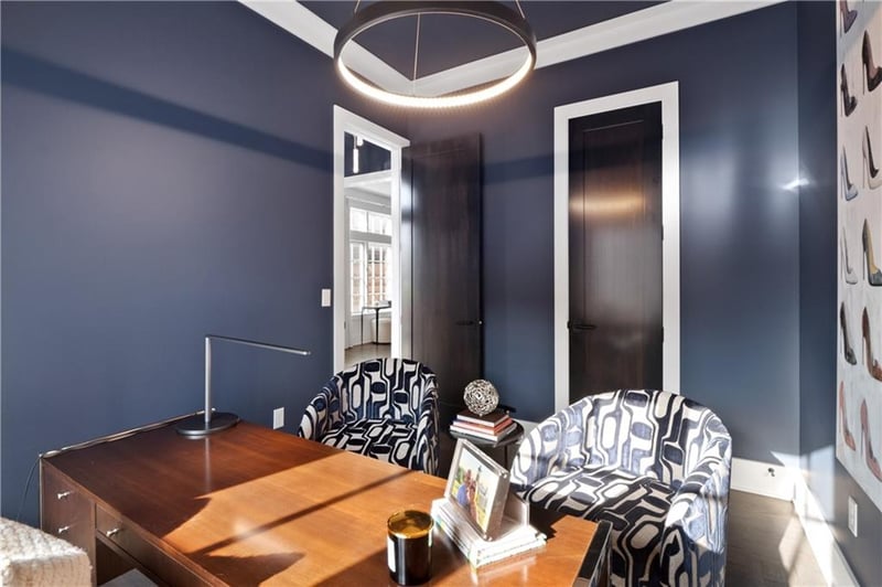 4506 Summit St, Kansas City, MO 64111