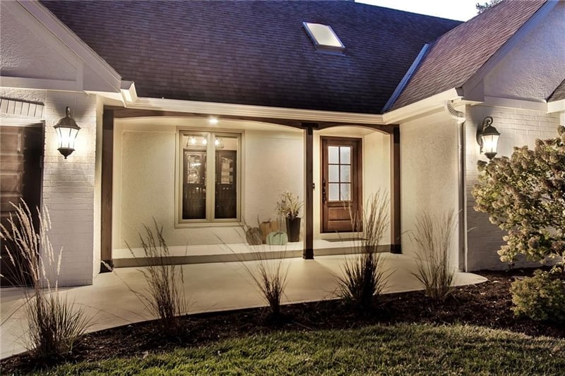 6326 W 108th Ter, Overland Park, KS 66211