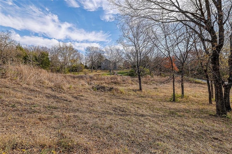 25480 131st St, Olathe, KS 66061