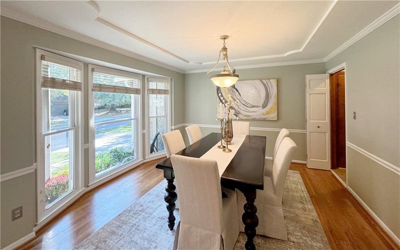 10736 Horton St, Overland Park, KS 66211