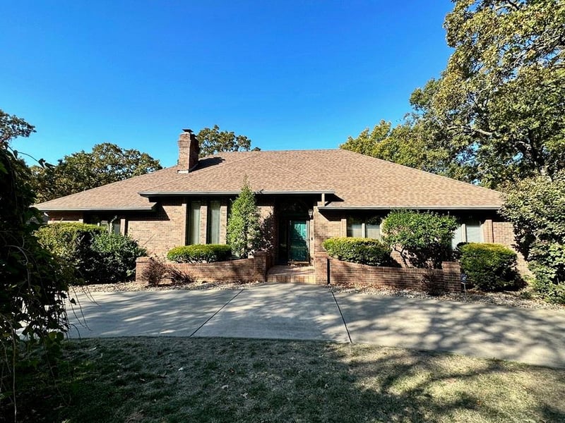 1556 S Ee Hw, El Dorado Springs, MO 64744