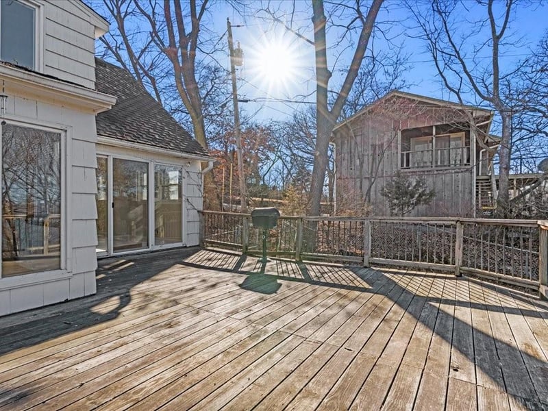 158 Terrace Trail South St, Lake Quivira, KS 66217