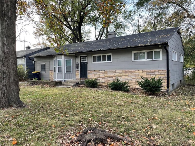 7701 E 110th St, Kansas City, MO 64134