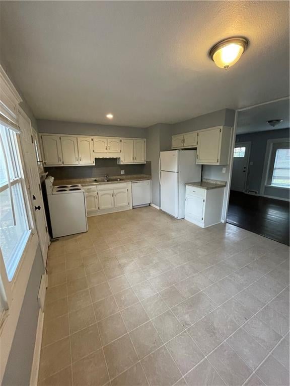 7701 E 110th St, Kansas City, MO 64134