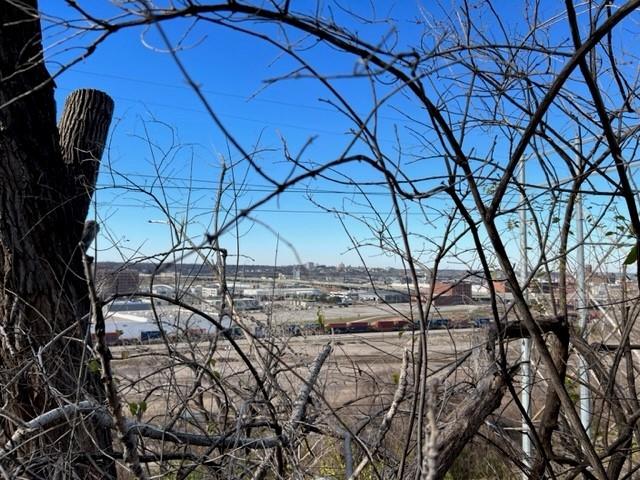 17th & Holly St, Kansas City, MO 64108