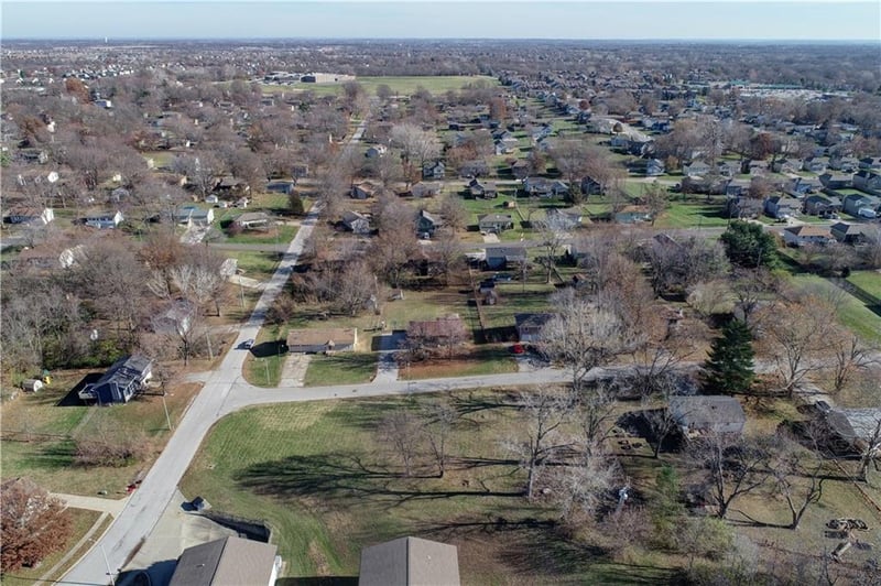10420 N Wyandotte St, Kansas City, MO 64155