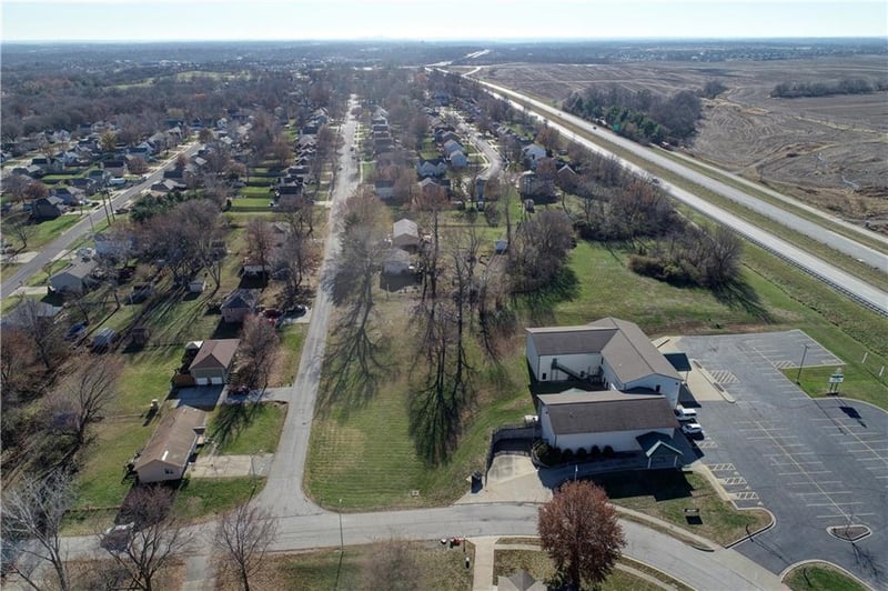 10420 N Wyandotte St, Kansas City, MO 64155