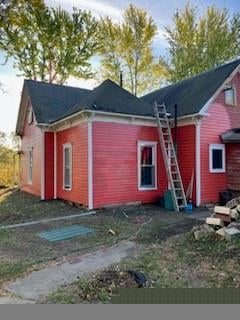 598 5th Ave, Kincaid, KS 66039