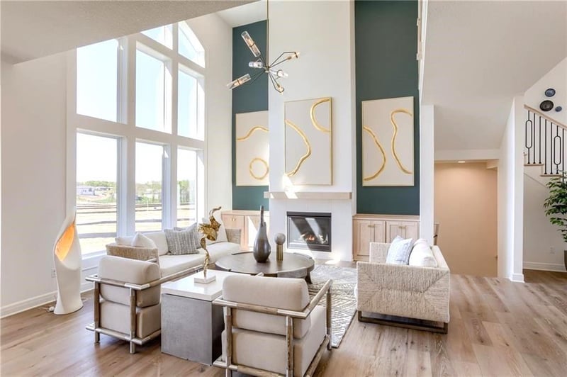 2461 176 St, Overland Park, KS 66085