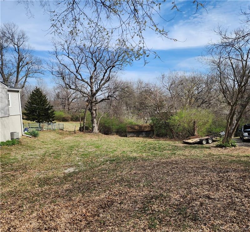 3711 N Grand Ave, Kansas City, MO 64116
