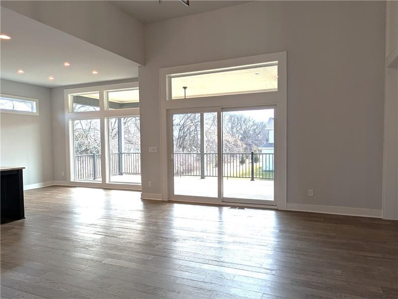 9301 168 St, Overland Park, KS 66085