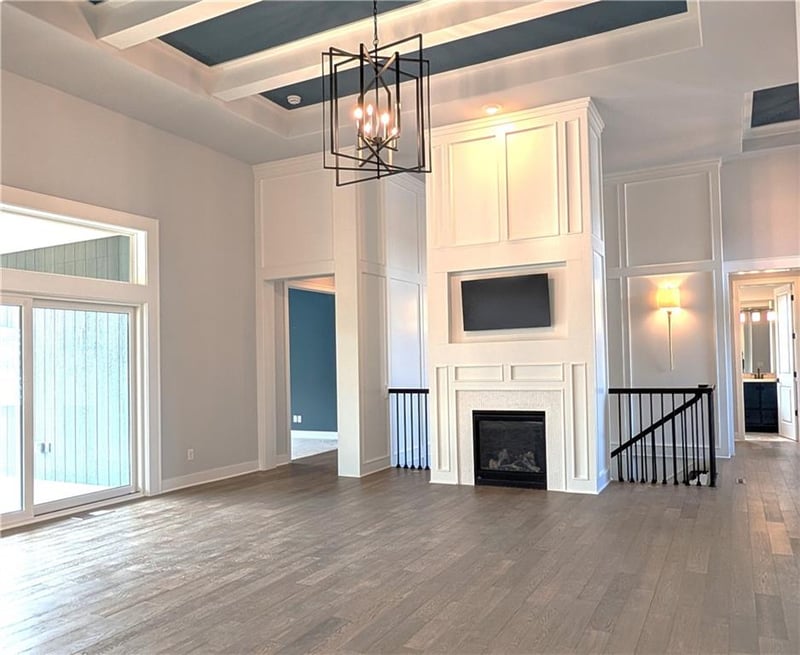 9301 168 St, Overland Park, KS 66085