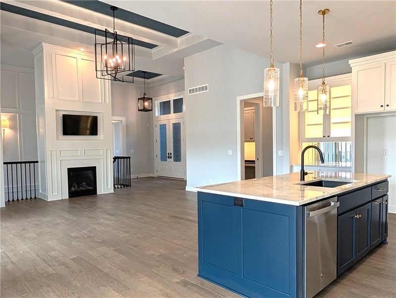 9301 168 St, Overland Park, KS 66085