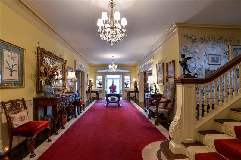 1228 W 55 St, Kansas City, MO 64113
