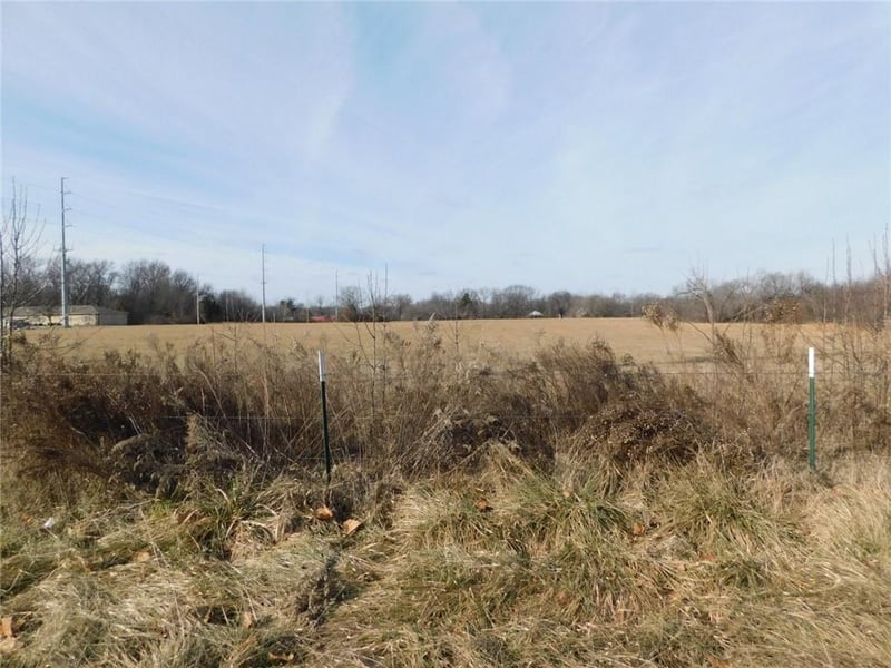 4070 Parkview Dr, Frontenac, KS 66763