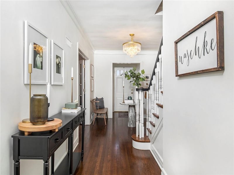 441 E 65 St, Kansas City, MO 64131