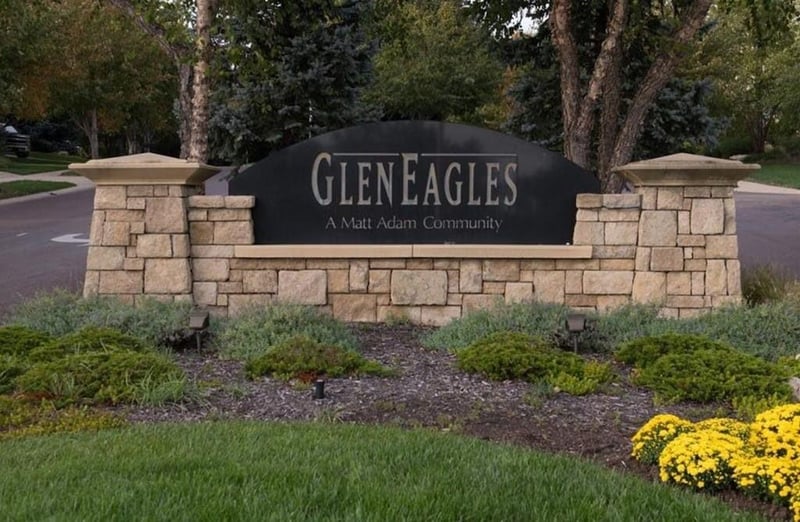 10511 W 140th Ter, Overland Park, KS 66221